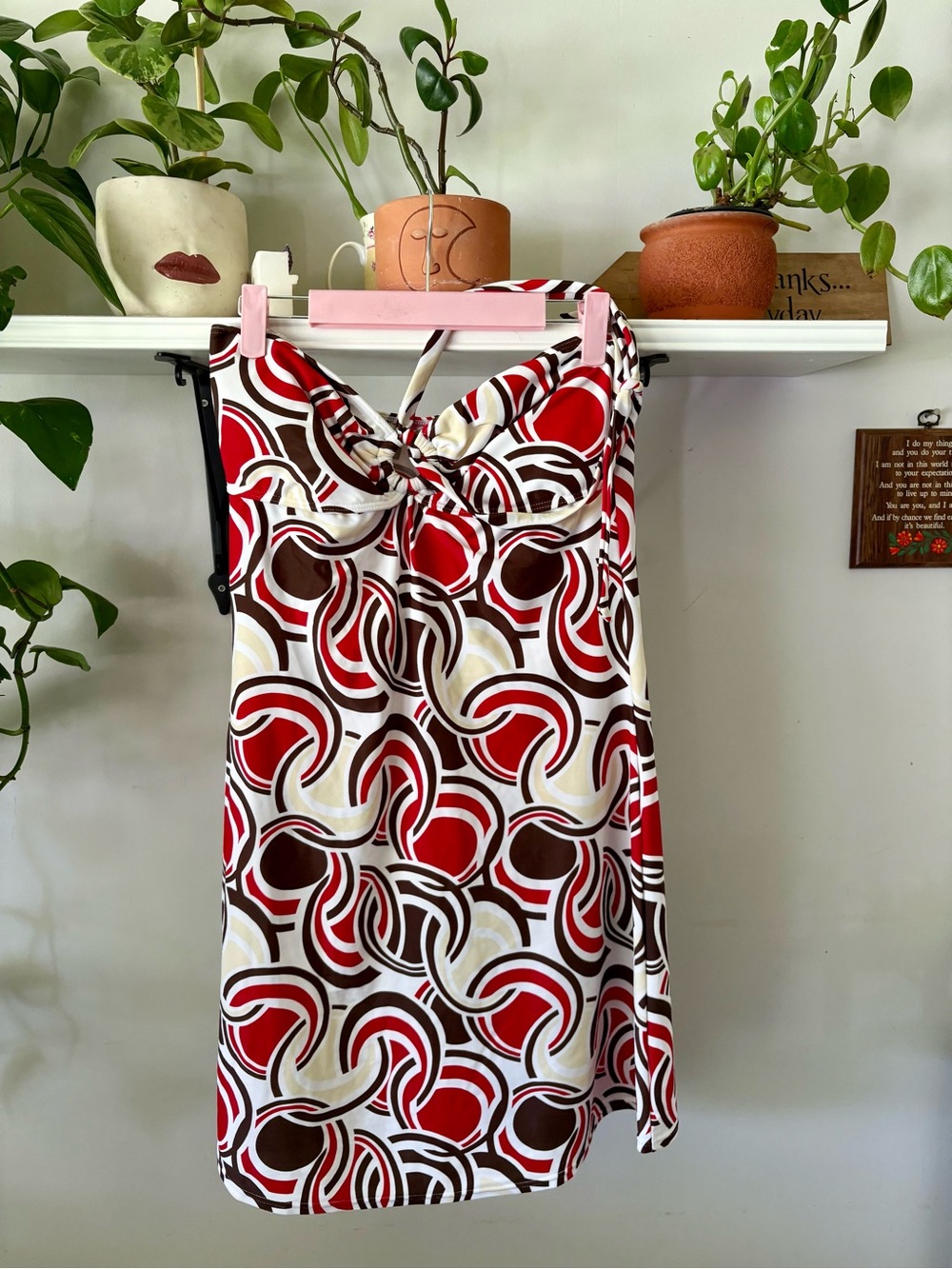 Retro Red & Brown Twist-Front Bathing Shit Cover